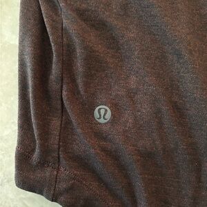 Lulu Lemon workout shirt.